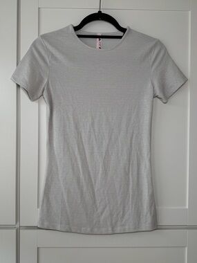NWOT Sparkly Metallic Junee Sheer Whimsical Top Fairy Preppy Mermaid Comfy Party